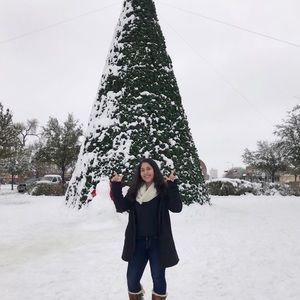 Meet your Posher, Arely